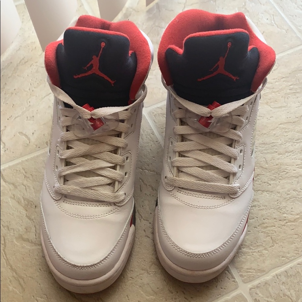 AIR JORDAN 5 RETRO (GS) "FIRE RED BLACK TONGUE"